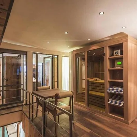 Apartment 3bdr Relaxing And Spacious Apartment- If You Want To Book, Please Contact On Wh-ats-app - 0034-635-518-216 !!!! *